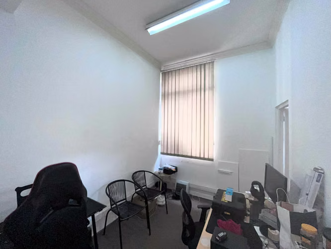 Oficina en venta Santiago Moneda 90 m2 (64412)