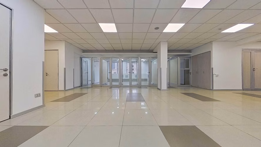 Centro Médico // Planta Libre (64709)