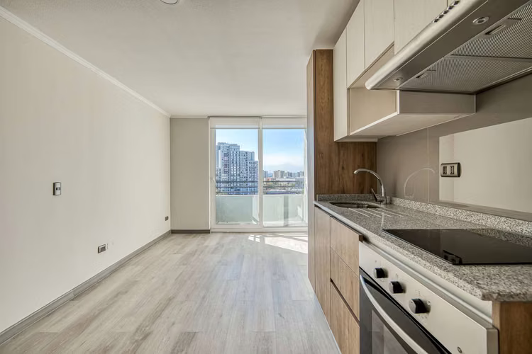 Lia Aguirre (1 Bod) [2731-3]