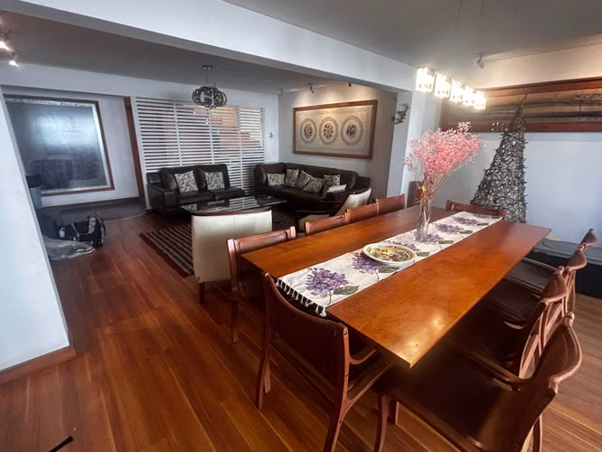 Casa 4 Dorm, 4 baños, Subterráneo, 2 Estaci (65237)