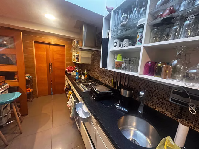 Casa 4 Dorm, 4 baños, Subterráneo, 2 Estaci (65237)