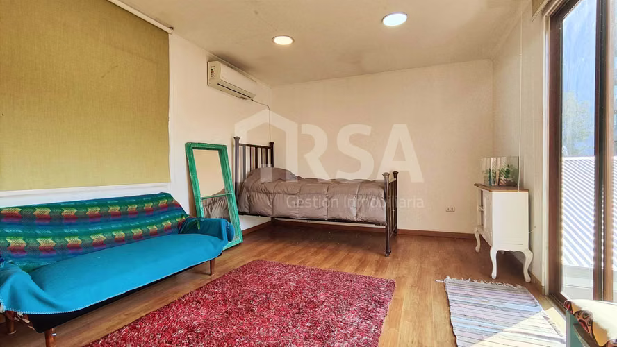 Casa excelente ubicación cerca ametro Toesca (65227)