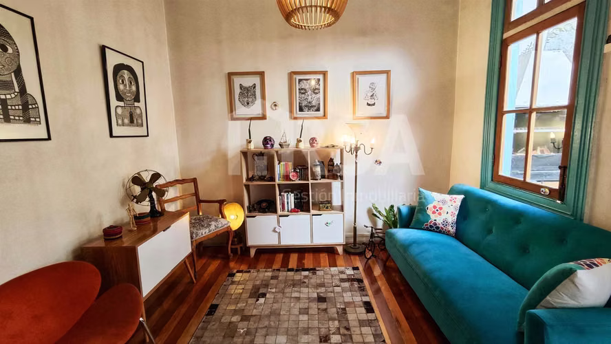 Casa excelente ubicación cerca ametro Toesca (65227)