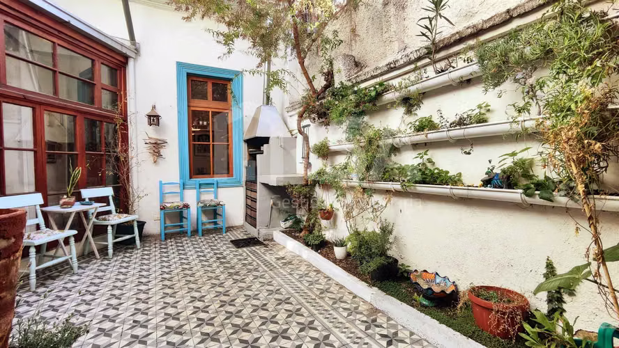 Casa excelente ubicación cerca ametro Toesca (65227)
