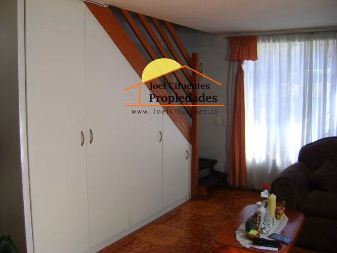 Casa sólida, amplia cocina, 2 dormitorios, 2 baños, Cod 2353 - Imagen 4