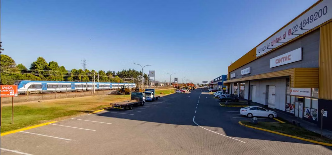 BODEGA DE 778 M2 CAMINO CORONEL (66390)