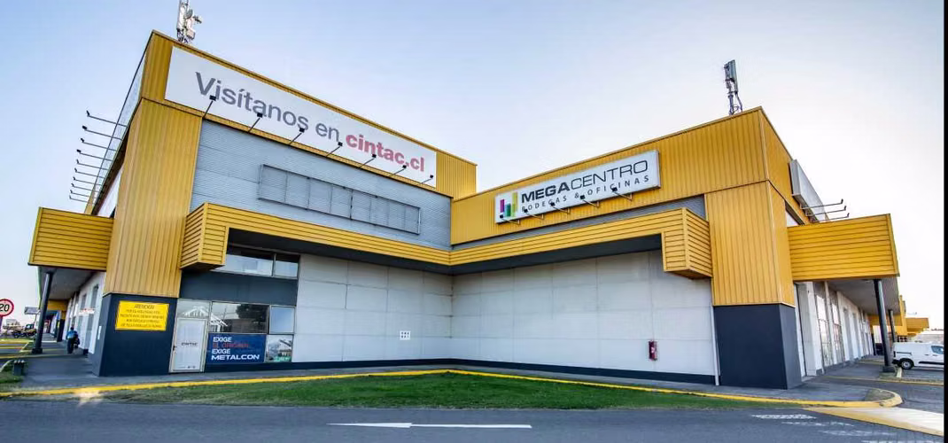 BODEGA DE 778 M2 CAMINO CORONEL (66390)