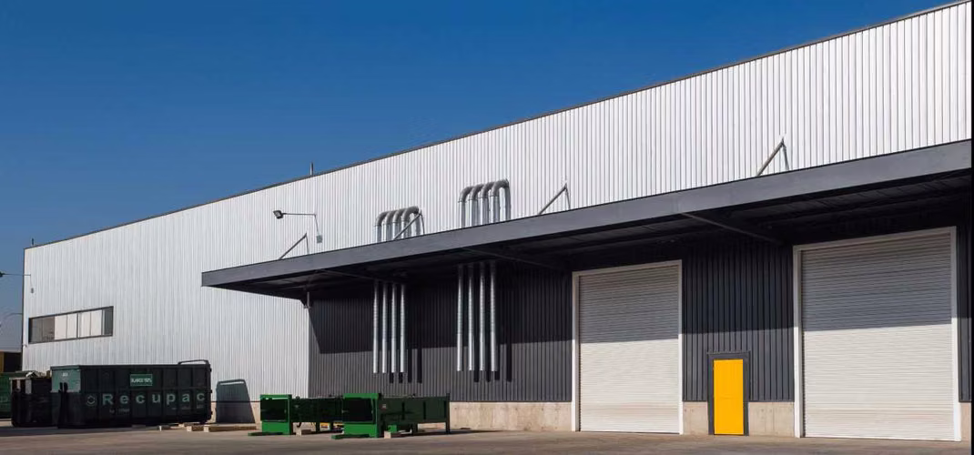 BODEGA 440 M2 CALLE LOS GOBELINOS (66389)