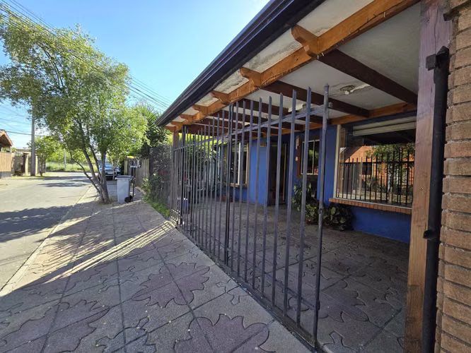 En Venta Amplia Casa 4D+2B Villa Pucará (67370)