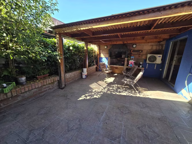 En Venta Amplia Casa 4D+2B Villa Pucará (67370)