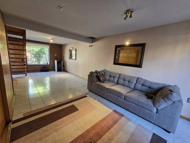 En Venta Amplia Casa 4D+2B Villa Pucará (67370)