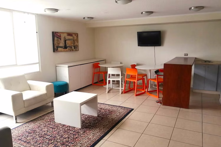 NUEVO PRECIO!!DEPTO ESTUDIO A PASOS DEL METRO (67303)
