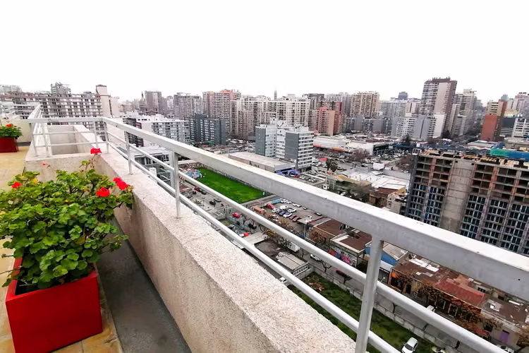 NUEVO PRECIO!!DEPTO ESTUDIO A PASOS DEL METRO (67303)