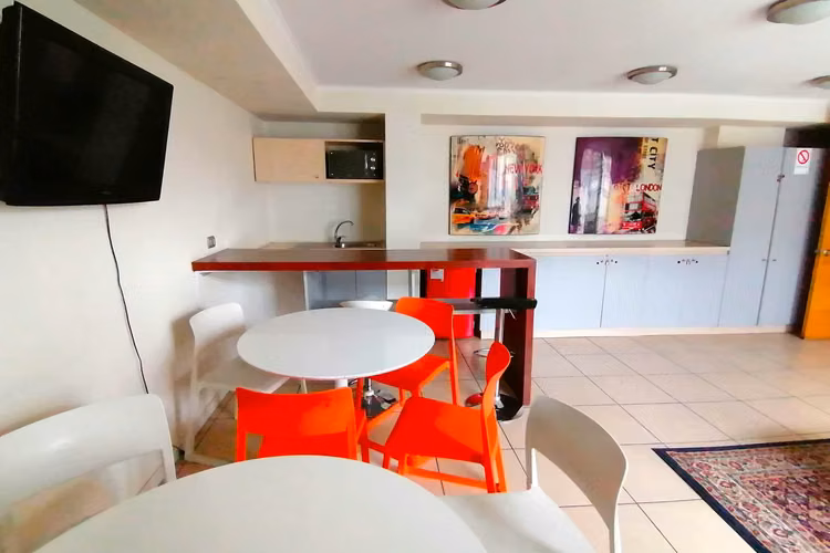 NUEVO PRECIO!!DEPTO ESTUDIO A PASOS DEL METRO (67303)