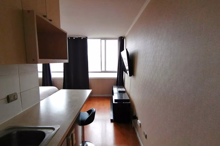 NUEVO PRECIO!!DEPTO ESTUDIO A PASOS DEL METRO (67303)