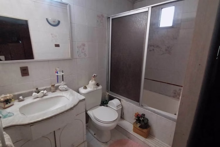 METRO HOSPITALES, ESPECTACULAR CASA!!!!  (67292)