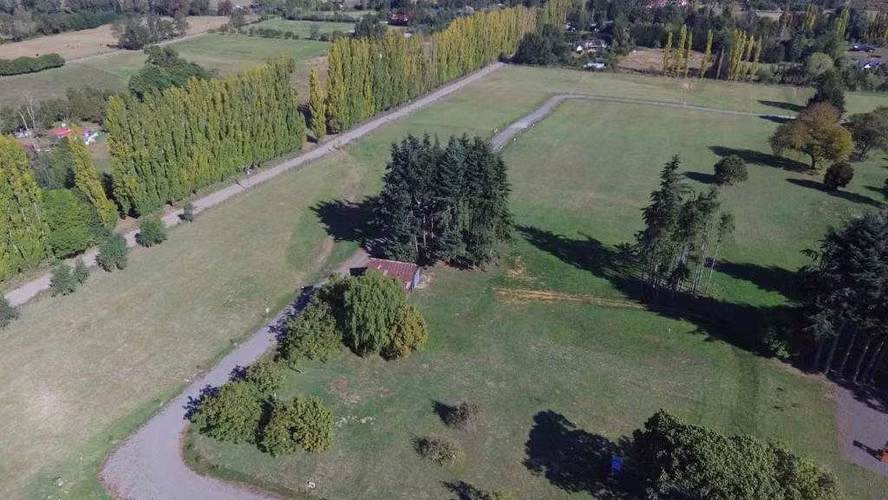 Exclusiva parcela, Lomas del Bosque (67399)