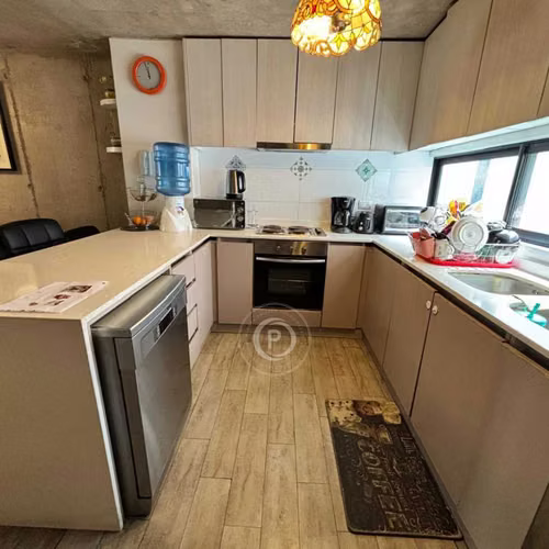 VENDO ACOGEDORA CASA EN CUETO CON COMPAÑÍA (67848)