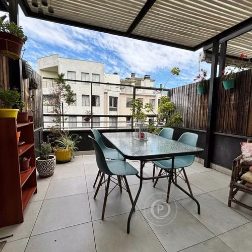 VENDO ACOGEDORA CASA EN CUETO CON COMPAÑÍA (67848)