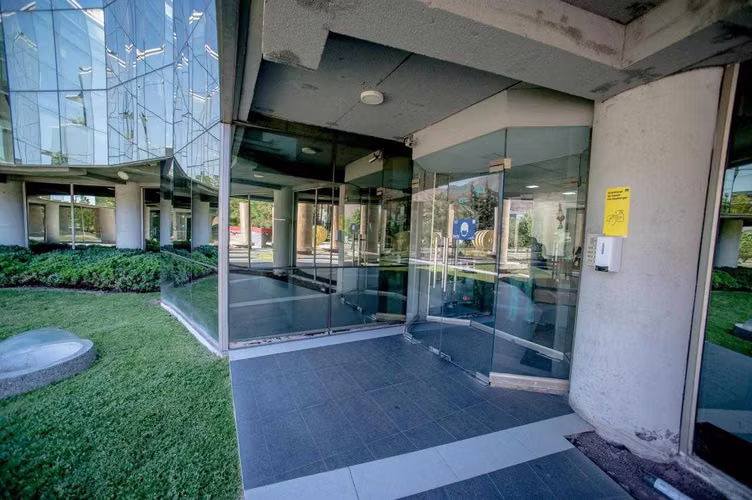 Excelente oficina en venta (68232)