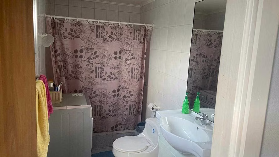 VENDO AMPLIA PROPIEDAD EN CALLE BALMACEDA  (68717)