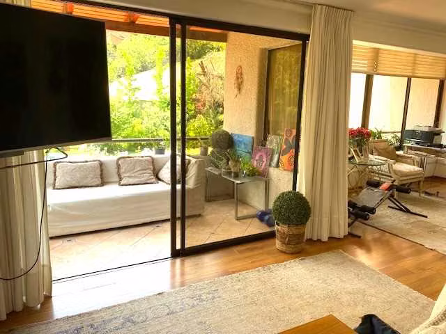 Preciosa casa cercana a Mayflower school (68624)