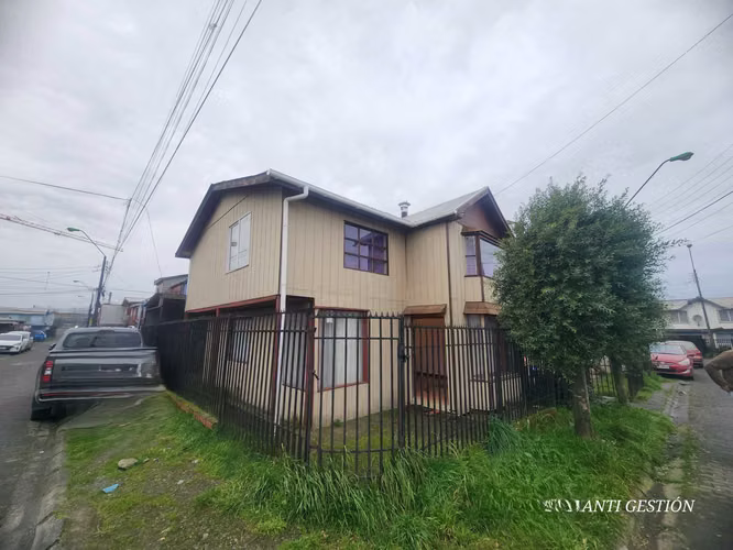 CASA SEGUNDO PISO DE ESQUINA EN PADRE HURTADO (68953)