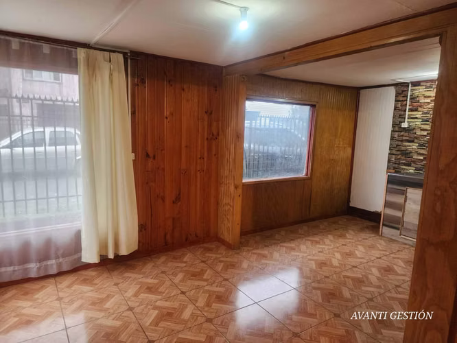 CASA SEGUNDO PISO DE ESQUINA EN PADRE HURTADO (68953)