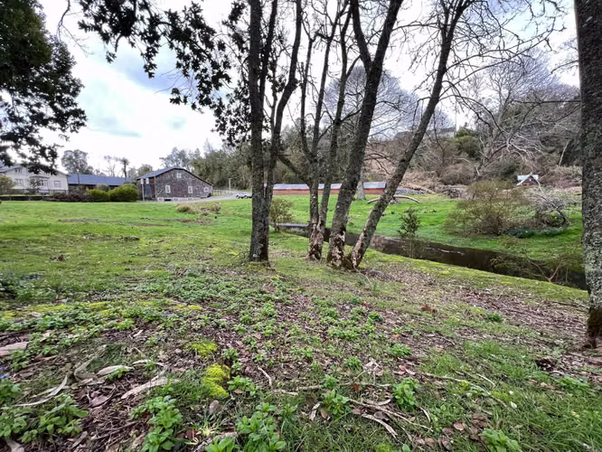 Linda parcela en venta a 2 km de Puerto Var (68941)