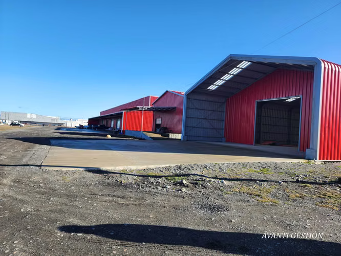 ARRIENDO DE BODEGAS SECTOR LAS LAJAS (69762)
