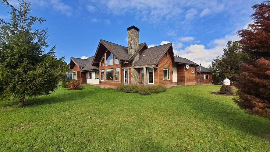 Excelente casa en parcela, Puerto Varas (70267)
