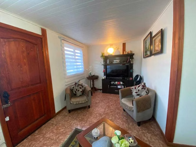 SE VENDE CASA 2D Y 1B EN FUNDO DEL CARMEN  (70676)