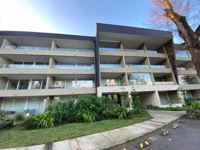 SE VENDE DEPTO 1D 1B EN CON. ALTA VISTA PUCÓN (70669)