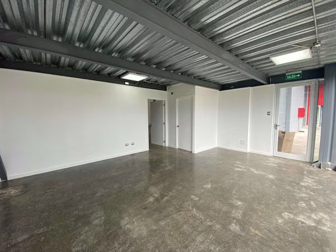 Arriendo de bodega en Puerto Varas, ruta 5 (70463)