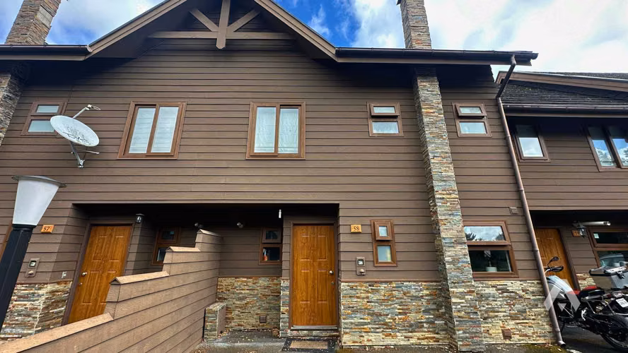 ID:051V Casa en venta en Pucón (70723)