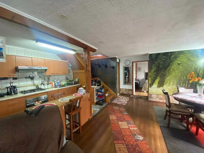 SE VENDE CASA 4D Y 2B EN TEMUCO (71187)