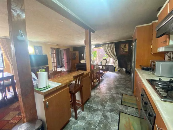 SE VENDE CASA 4D Y 2B EN TEMUCO (71187)