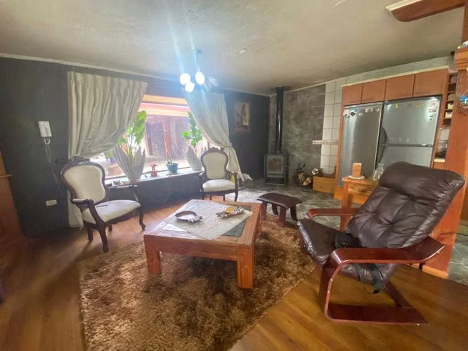 SE VENDE CASA 4D Y 2B EN TEMUCO (71187)