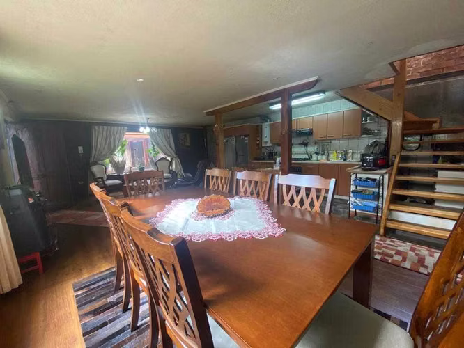 SE VENDE CASA 4D Y 2B EN TEMUCO (71187)
