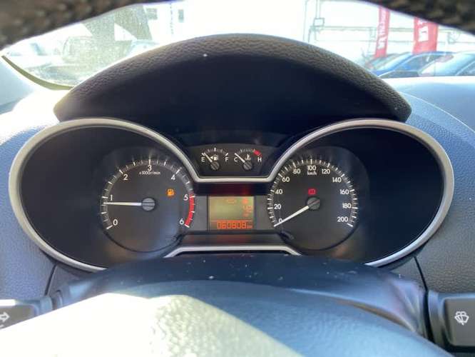 Mazda Bt-50 Bt-50 2.2 Dc 4x4 Sdx Abs Ds 2022 - Imagen 10