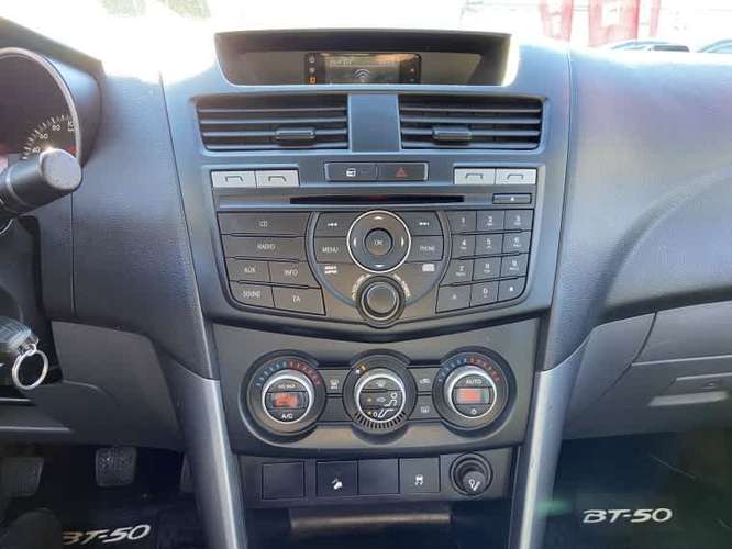 Mazda Bt-50 Bt-50 2.2 Dc 4x4 Sdx Abs Ds 2022 - Imagen 12
