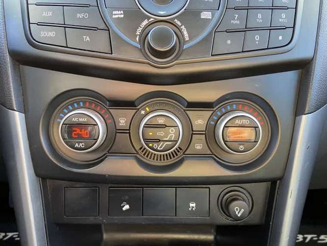 Mazda Bt-50 Bt-50 2.2 Dc 4x4 Sdx Abs Ds 2022 - Imagen 14