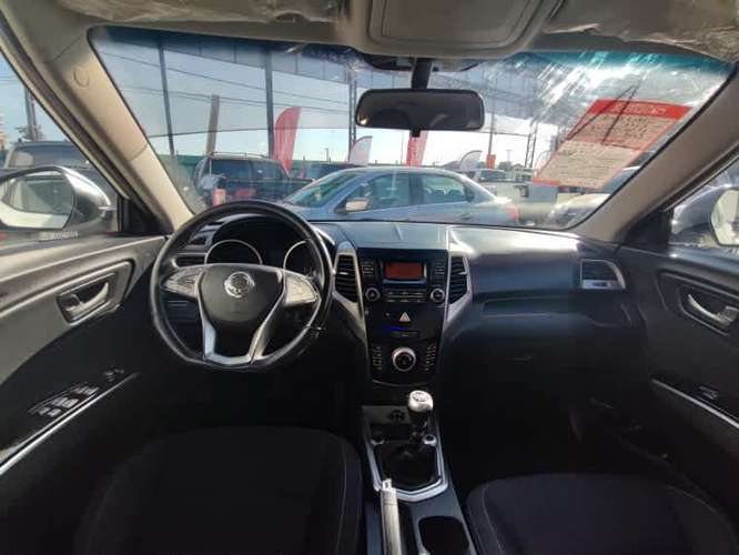 Ssangyong Tivoli Tivoli Gas 4x2 1.6 Mt Tv1011...
