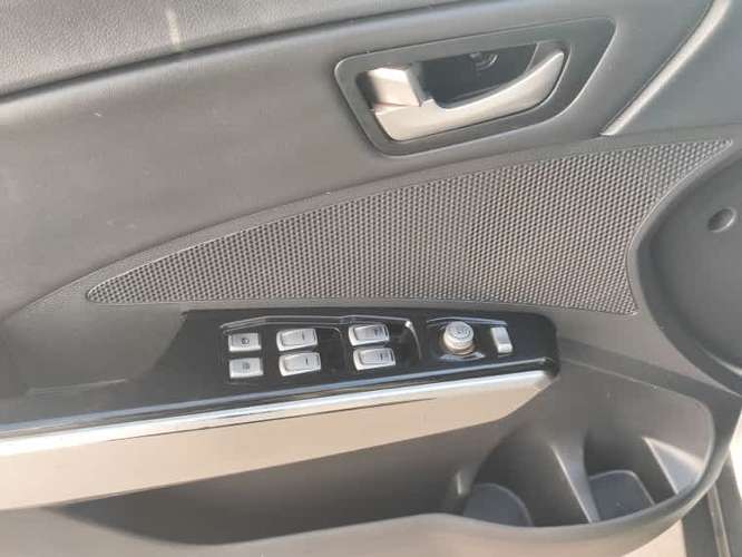 Ssangyong Tivoli Tivoli Gas 4x2 1.6 Mt Tv1011...