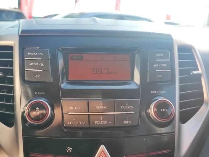 Ssangyong Tivoli Tivoli Gas 4x2 1.6 Mt Tv1011...