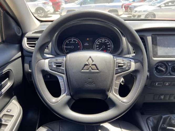 Mitsubishi L200 L200 Work 2.2 2024 - Imagen 9