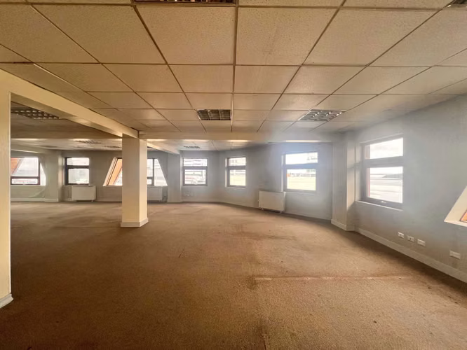 Arriendo oficina grande Puerto Montt (71558)