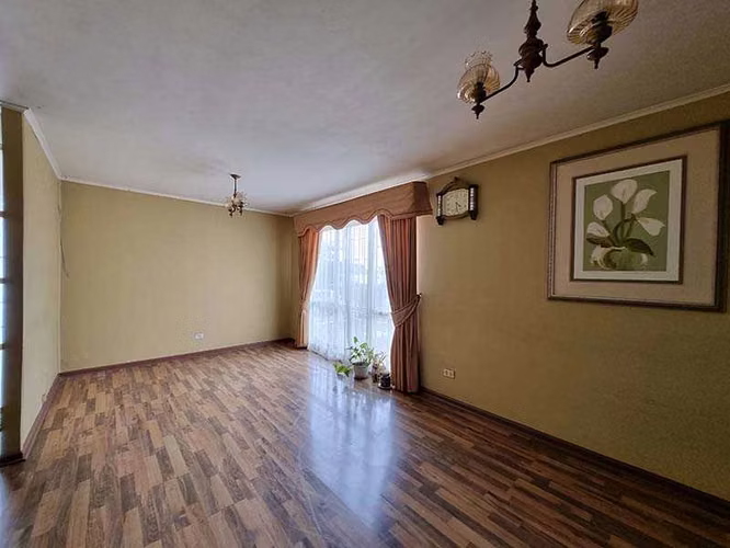 Se vende casa 5D 2B La Serena (71778)
