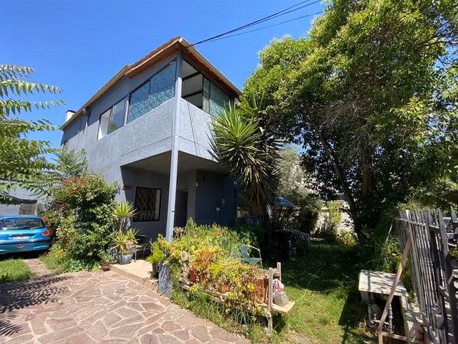 CASA Girardi / Los Jesuitas