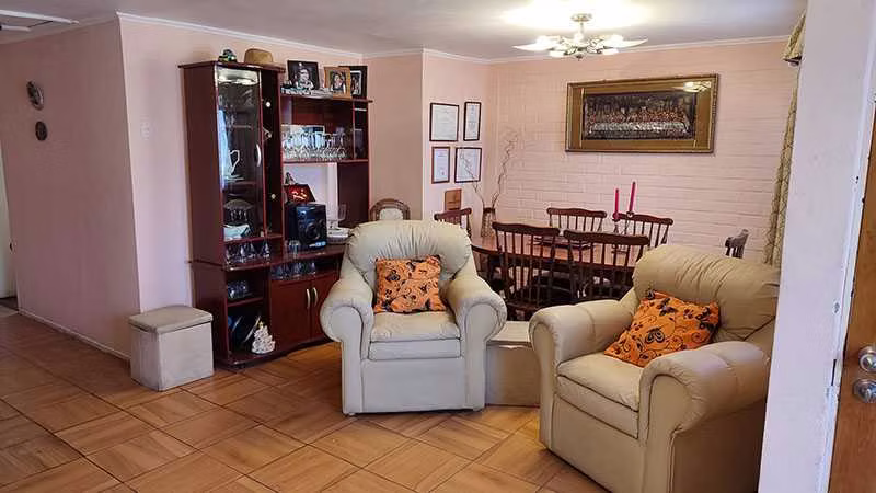 Se vende casa dos pisos Sindempart Coquimbo (72150)